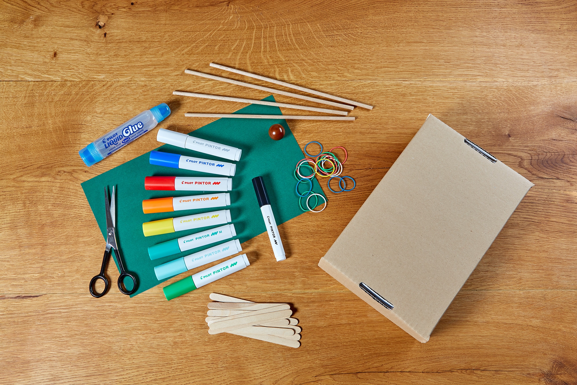 DIY : Faire un babyfoot en carton - Idées conseils et tuto